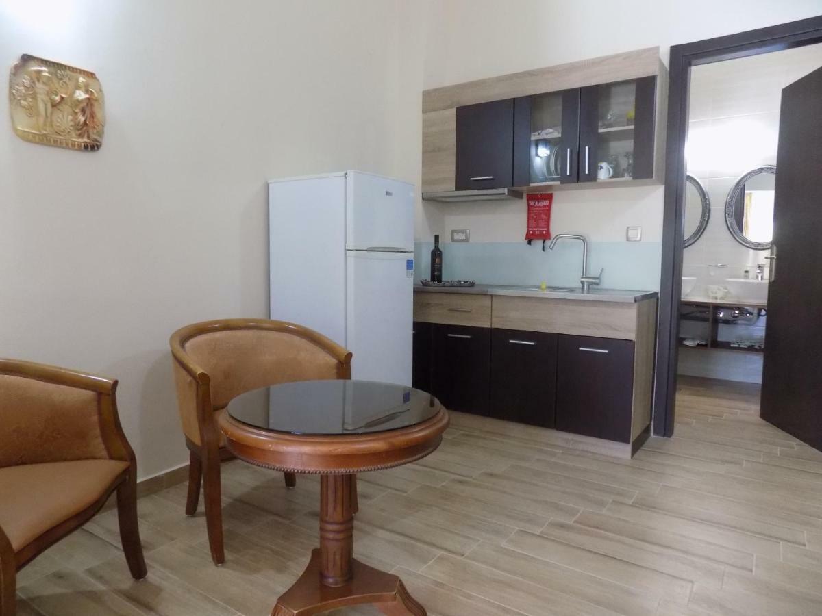 Souvlakis Pool Suites Chania  Zewnętrze zdjęcie